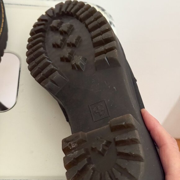 Dr. Martens Rometty Wyoming Leather Platform Chelsea Boots - Picture 3 of 4